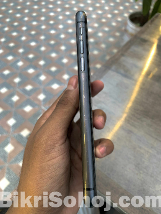 I phone 11(128)